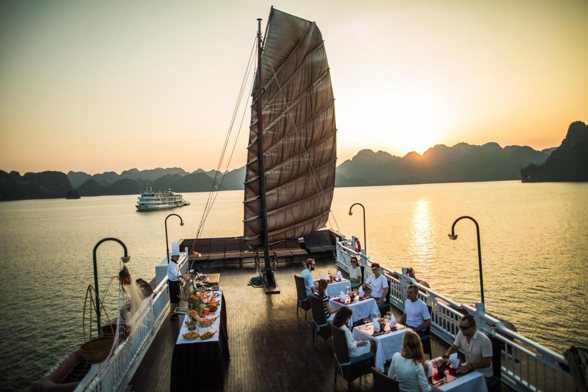Hotel Bhaya Halong Cruises Ha Long Exterior foto