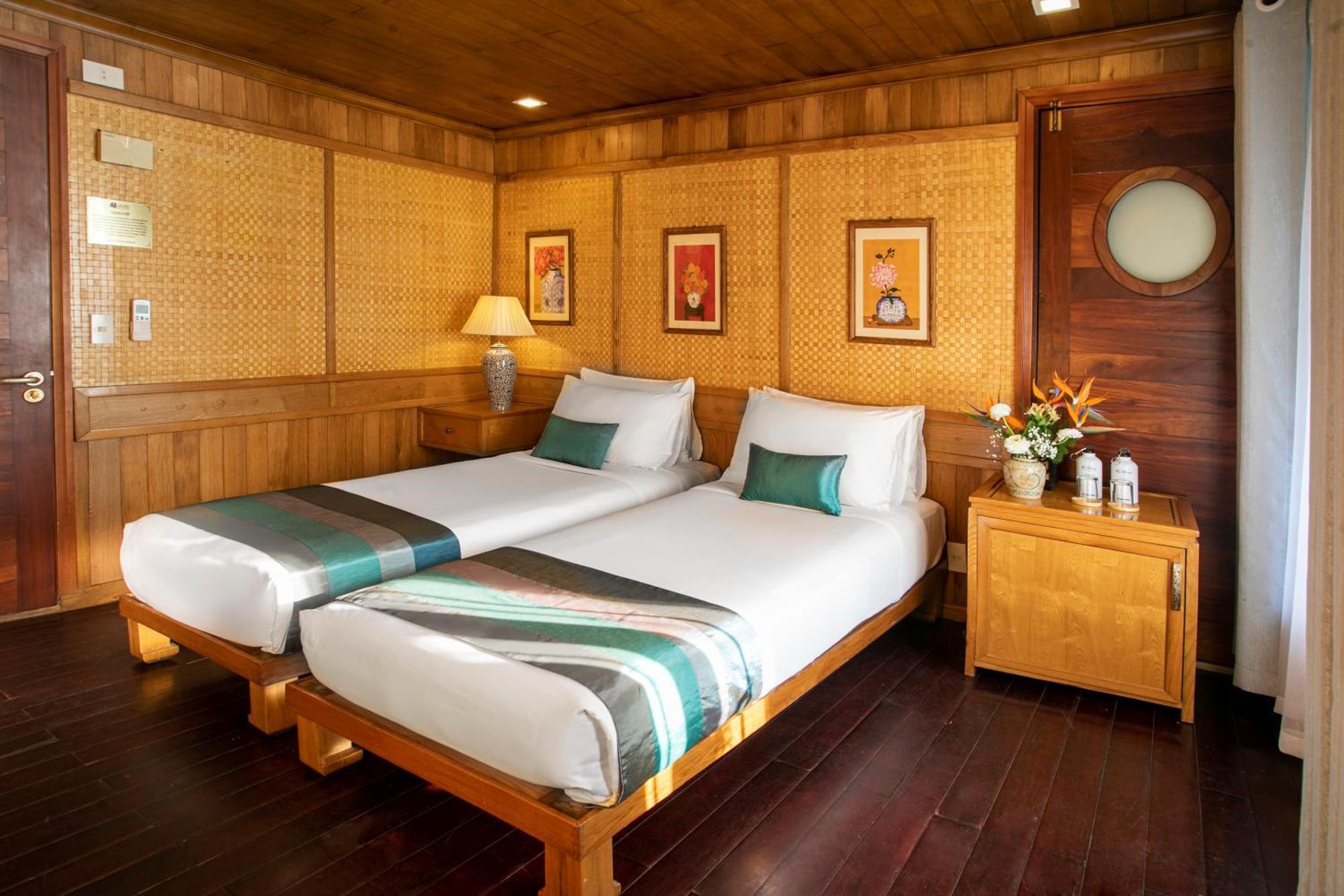 Hotel Bhaya Halong Cruises Ha Long Habitación foto